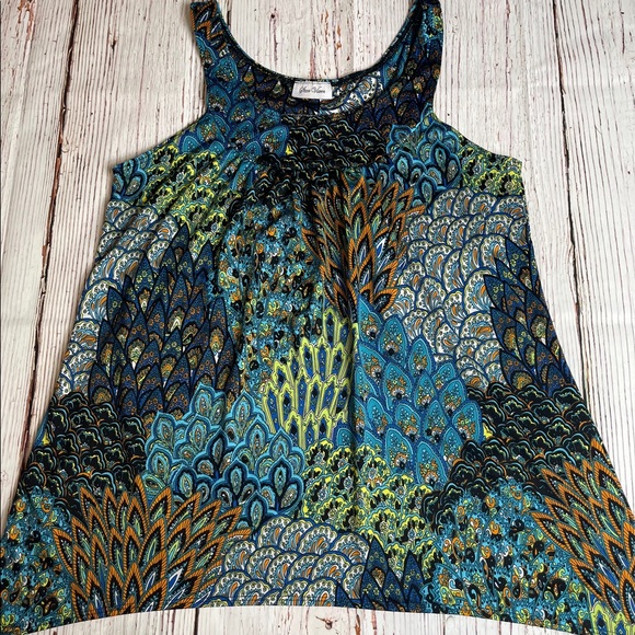 Peacock print sleeveless blouse vibrant colors - Picture 2 of 7
